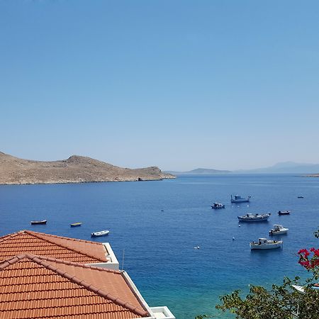 Atlantis Houses Chalki Town Екстериор снимка