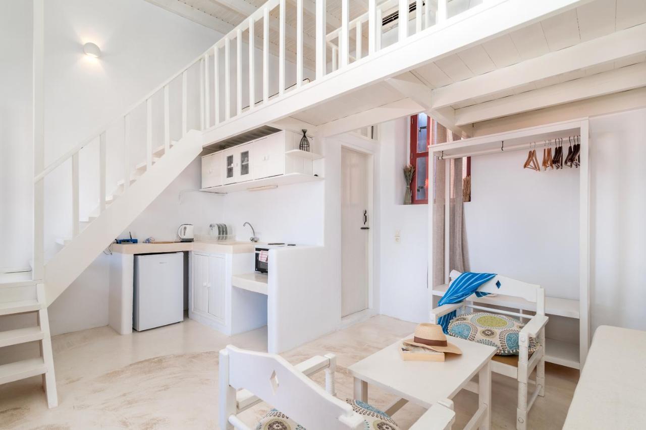 Atlantis Houses Chalki Town Екстериор снимка