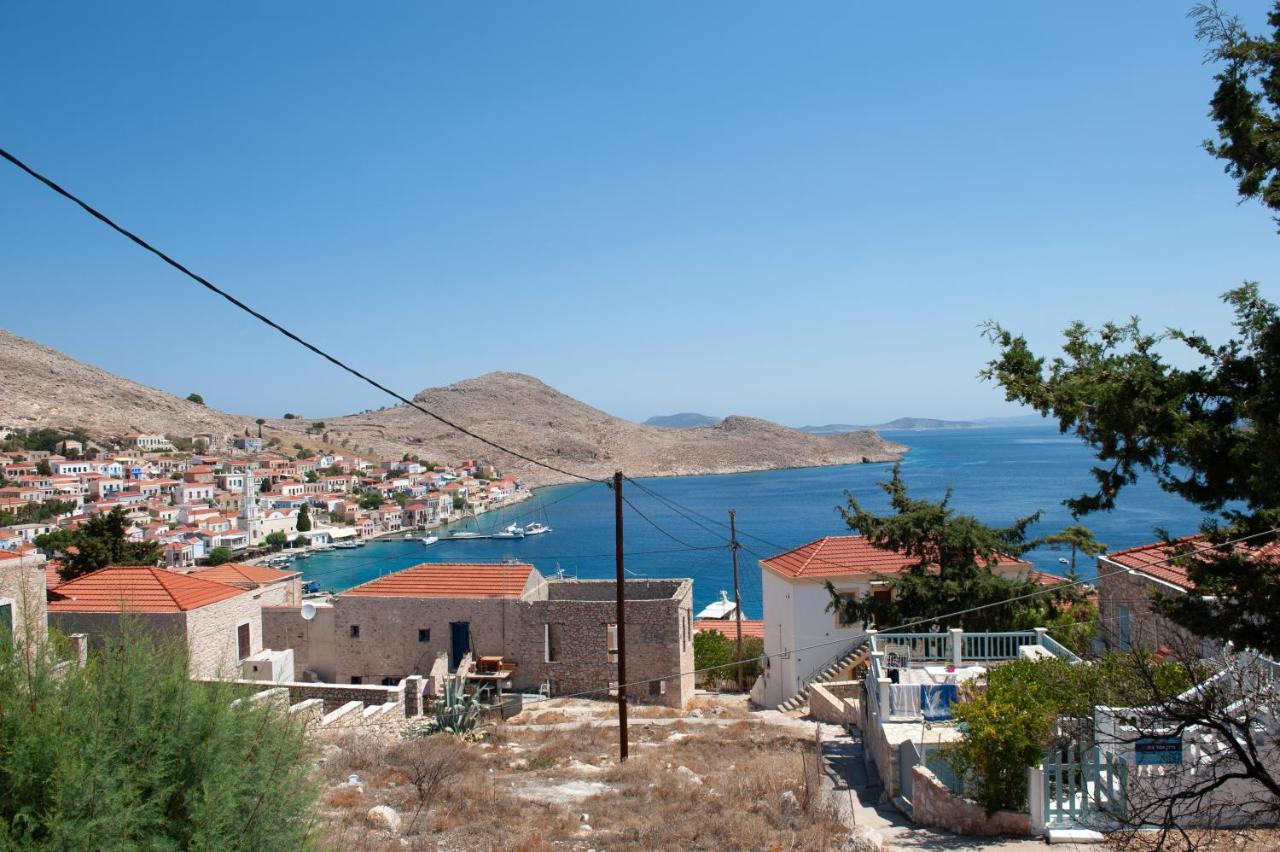 Atlantis Houses Chalki Town Екстериор снимка