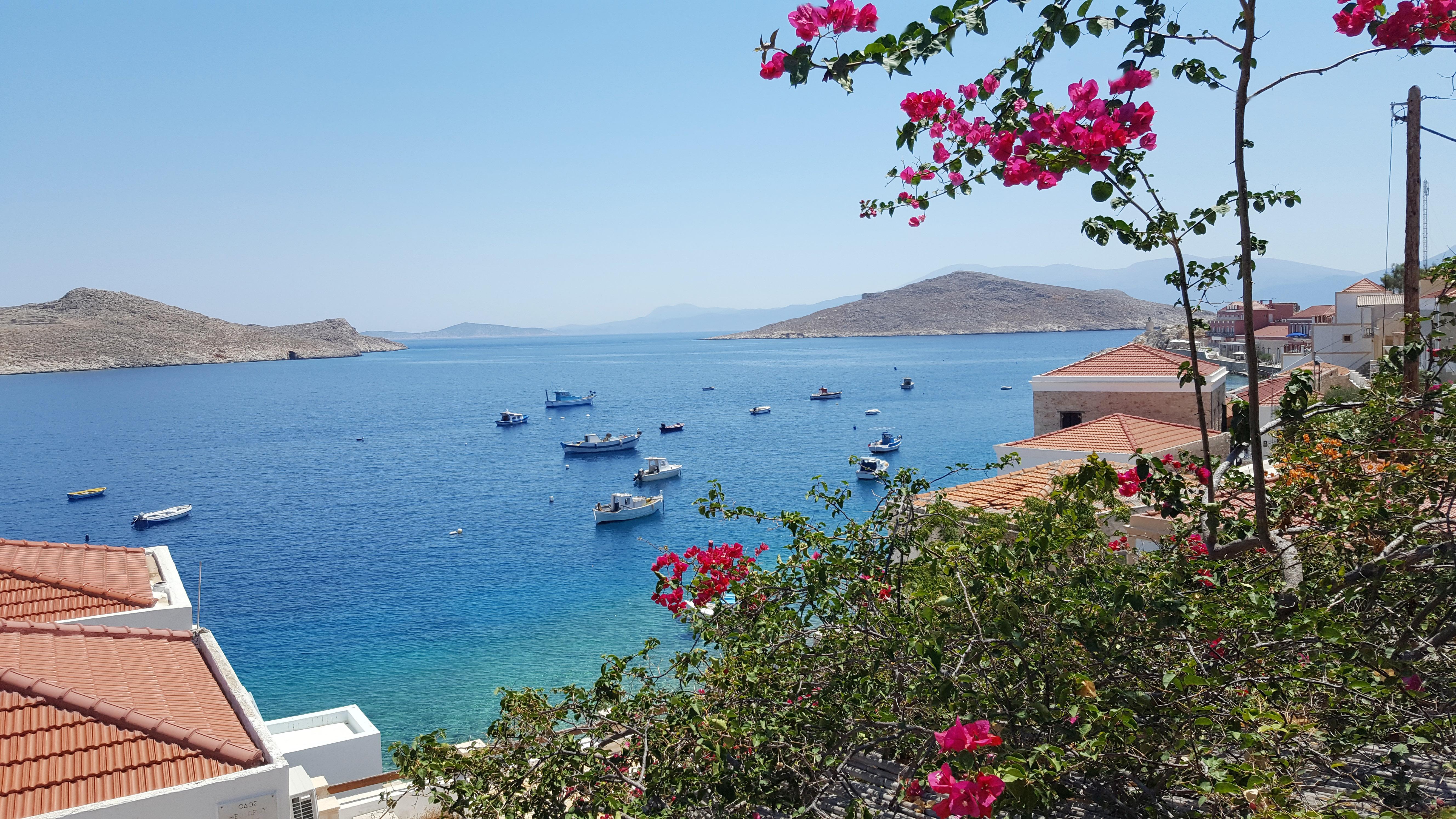 Atlantis Houses Chalki Town Екстериор снимка